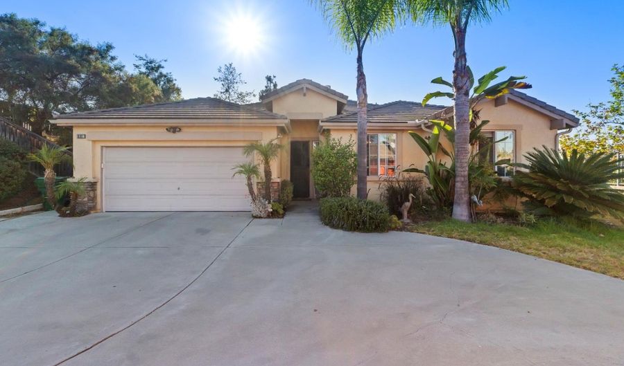 871 Niguel St, Oceanside, CA 92057 - 3 Beds, 2 Bath