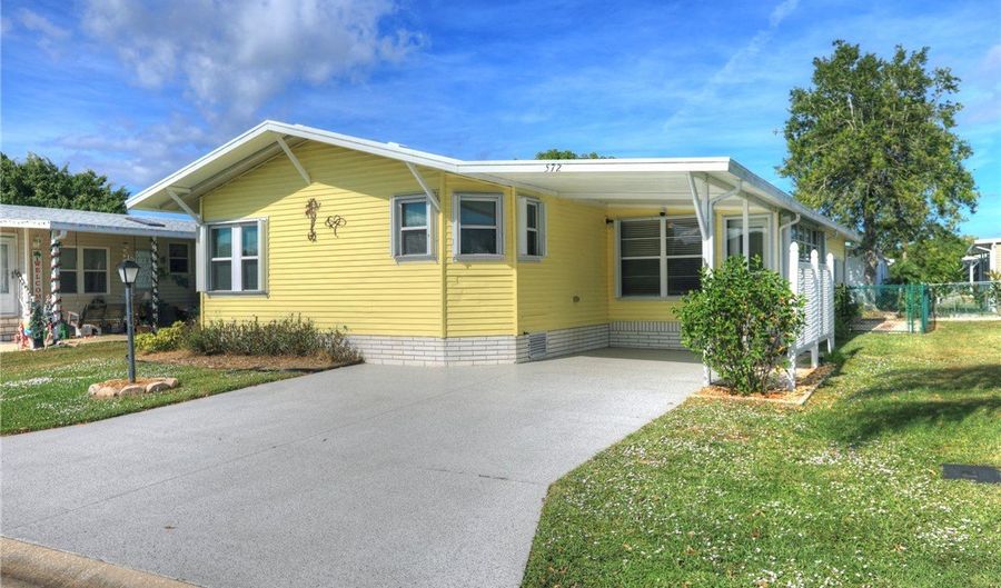 572 Dolphin Cir, Barefoot Bay, FL 32976 - 2 Beds, 2 Bath