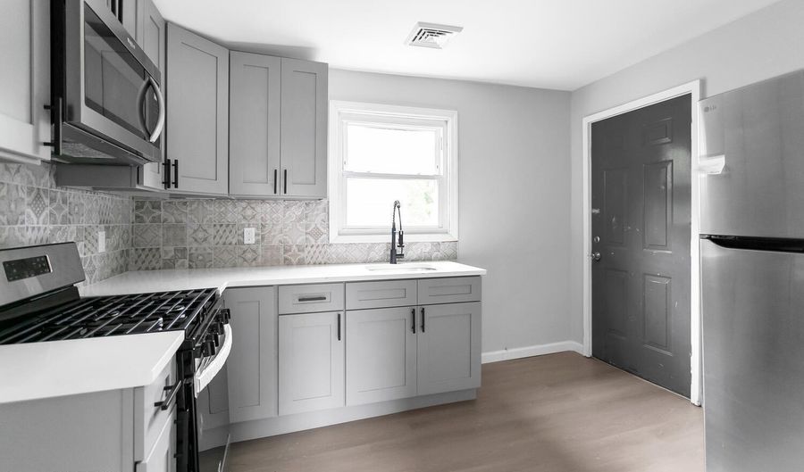 1121 Sewall Ave 2nd Floor, Asbury Park, NJ 07712 - 3 Beds, 1 Bath