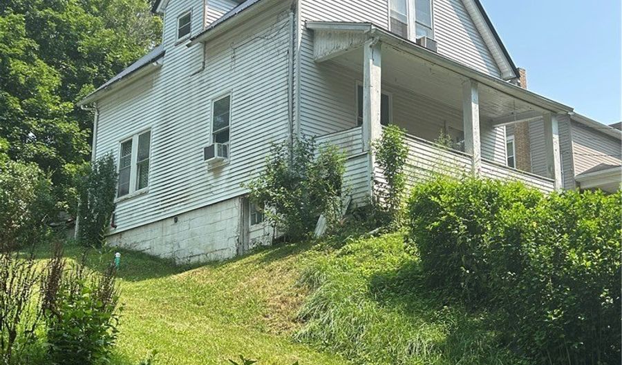124 Front St, Amsterdam, OH 43903 - 3 Beds, 1 Bath