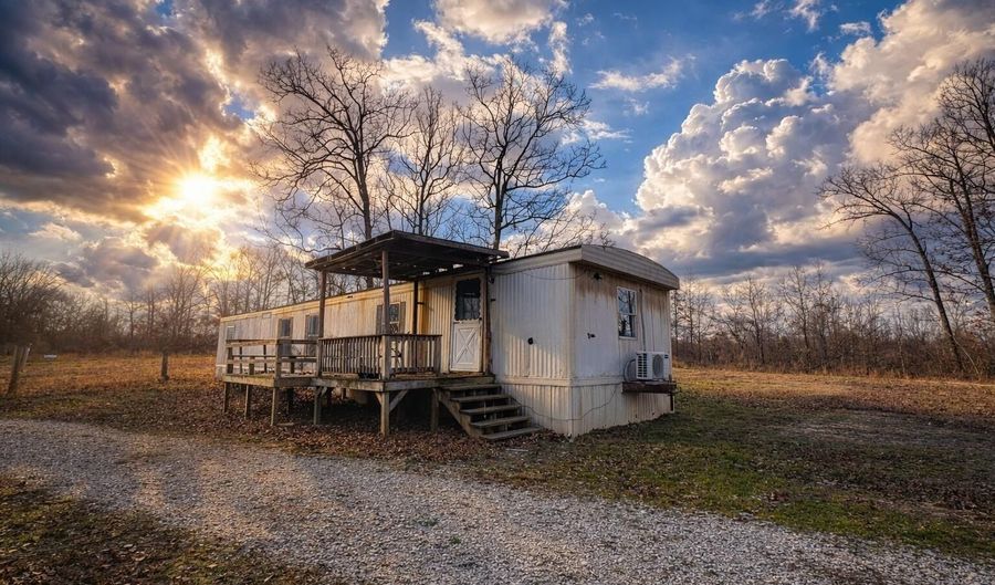 104 Private Road H4, Alton, MO 65606 - 3 Beds, 1 Bath