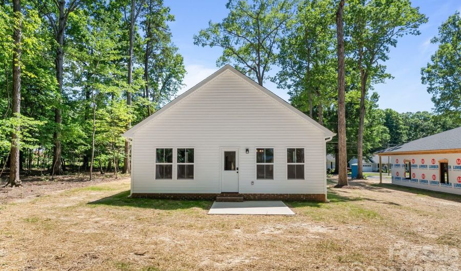 2123 Woodhurst Ln, Albemarle, NC 28001 - 3 Beds, 2 Bath