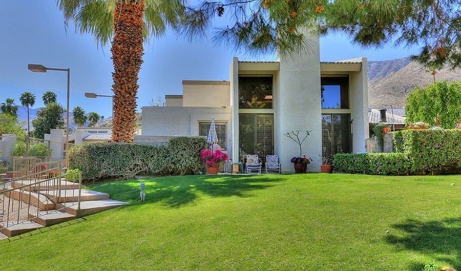 2110 S Palm Canyon Dr, Palm Springs, CA 92264 - 2 Beds, 2 Bath