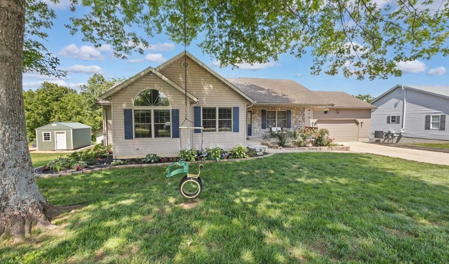 108 Farrar Dr, Aurora, IN 47001 - 4 Beds, 3 Bath