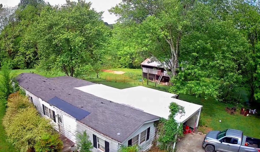 3378 Highway 39 W, Athens, TN 37303 - 2 Beds, 2 Bath