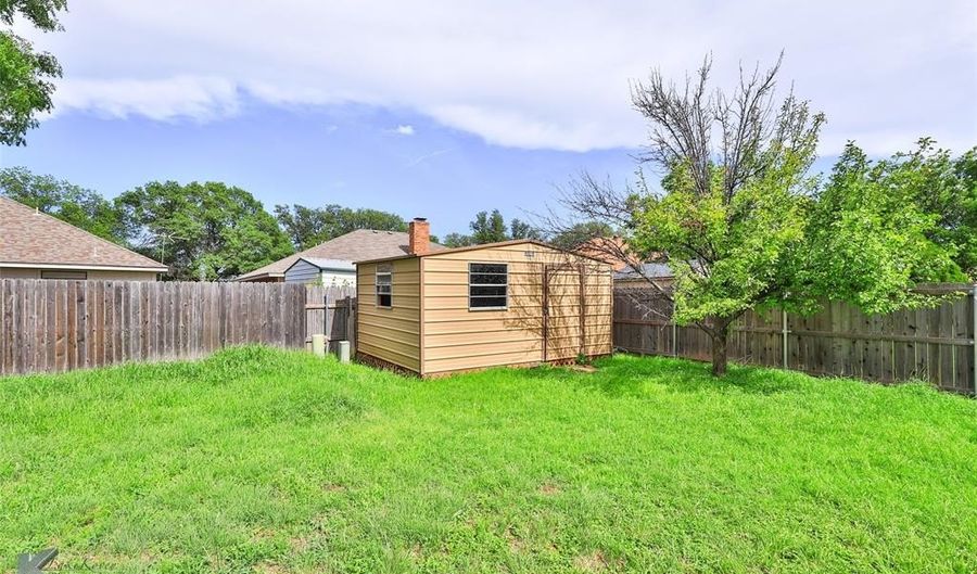 3165 Beacon Hill Rd, Abilene, TX 79601 - 4 Beds, 2 Bath
