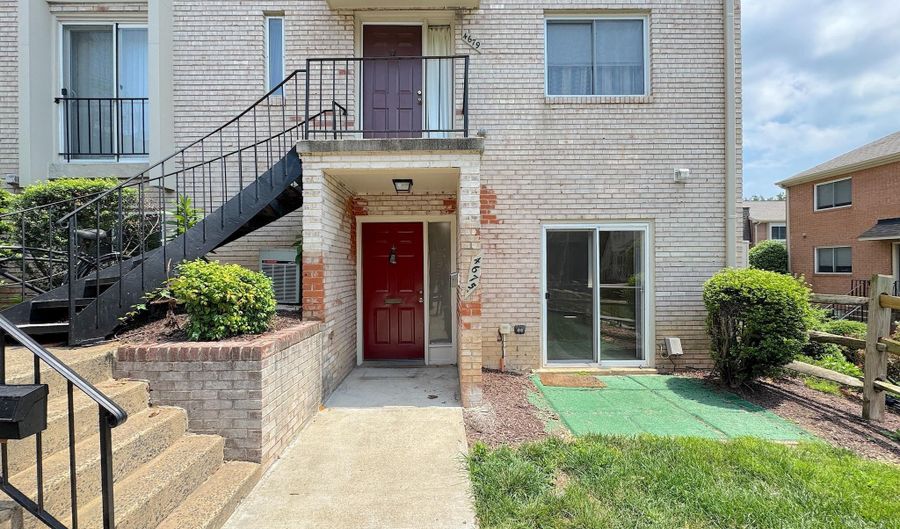 4675 LOGSDON Dr, Annandale, VA 22003 - 3 Beds, 2 Bath