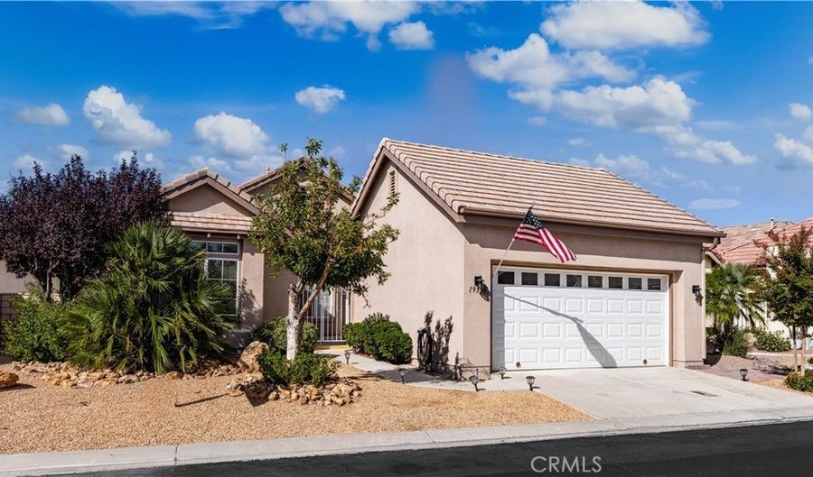 19598 Rolling Grn, Apple Valley, CA 92308 - 2 Beds, 2 Bath