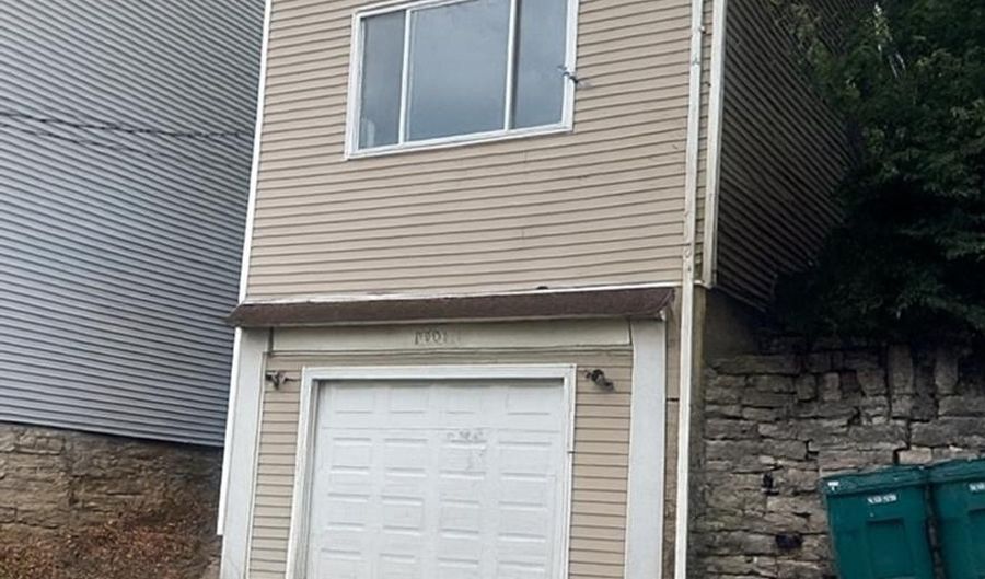 2101 Ohio Ave, Cincinnati, OH 45202 - 3 Beds, 2 Bath
