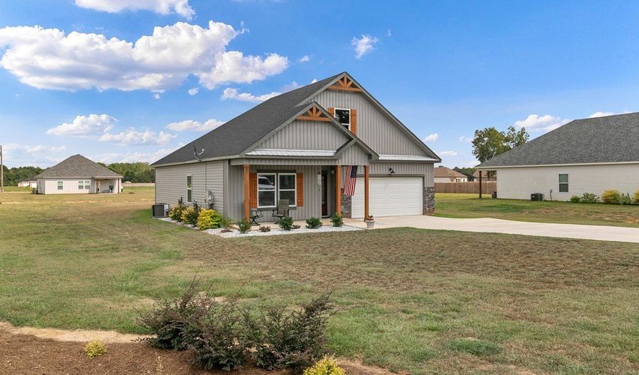 1899 Silcox Rd, Ashford, AL 36312 - 3 Beds, 2 Bath
