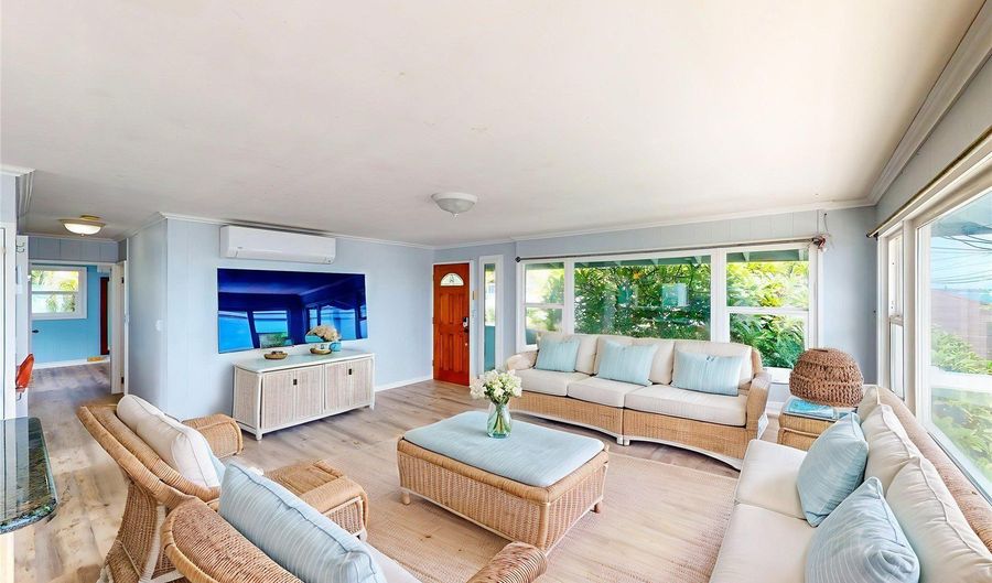 53-898 Kamehameha Hwy, Hauula, HI 96717 - 4 Beds, 2 Bath