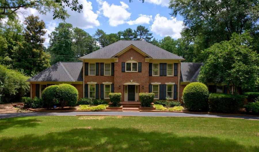 105 Moss Side, Athens, GA 30607 - 5 Beds, 5 Bath