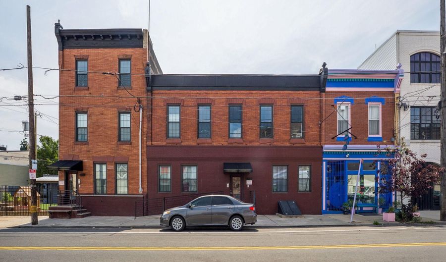 2529 FRANKFORD Ave 3, Philadelphia, PA 19125 - 3 Beds, 2 Bath