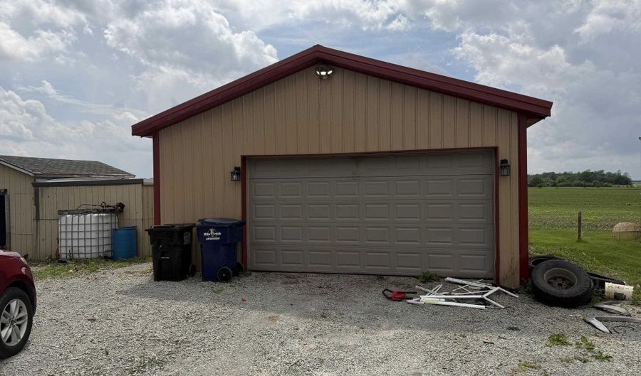 17623 Kenilworth Rd, Argos, IN 46501 - 3 Beds, 1 Bath