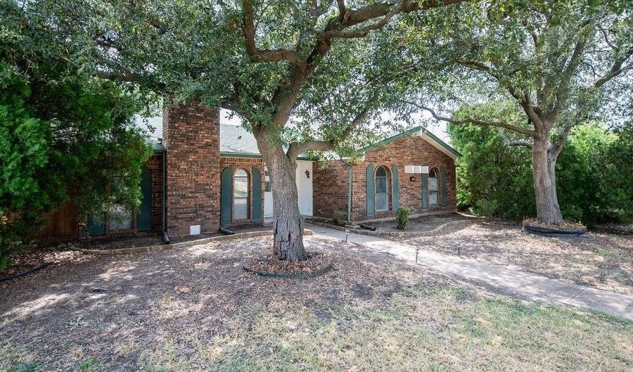 5229 Pruitt Dr, The Colony, TX 75056 - 3 Beds, 2 Bath
