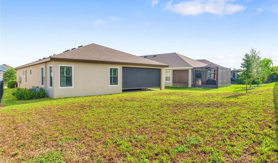 6227 GOLDEN NETTLE Dr, Apollo Beach, FL 33572 - 3 Beds, 3 Bath
