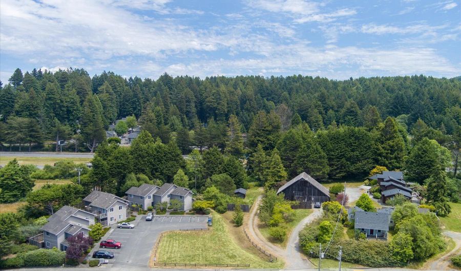 3122 St Louis Rd, Arcata, CA 95521 - 0 Beds, 4 Bath