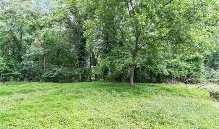 1699 EMERALD, Atlanta, GA 30310 - 3 Beds, 2 Bath