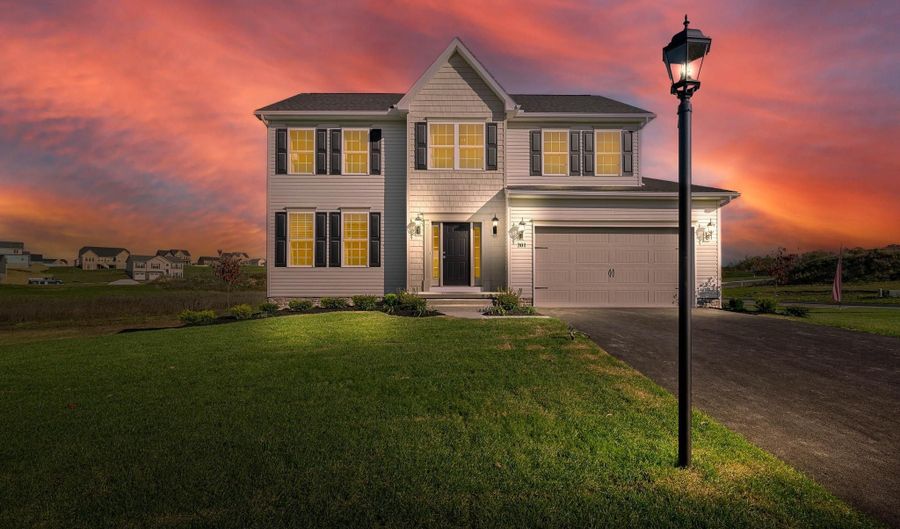 23 LILLICH Dr 2, Abbottstown, PA 17301 - 4 Beds, 3 Bath