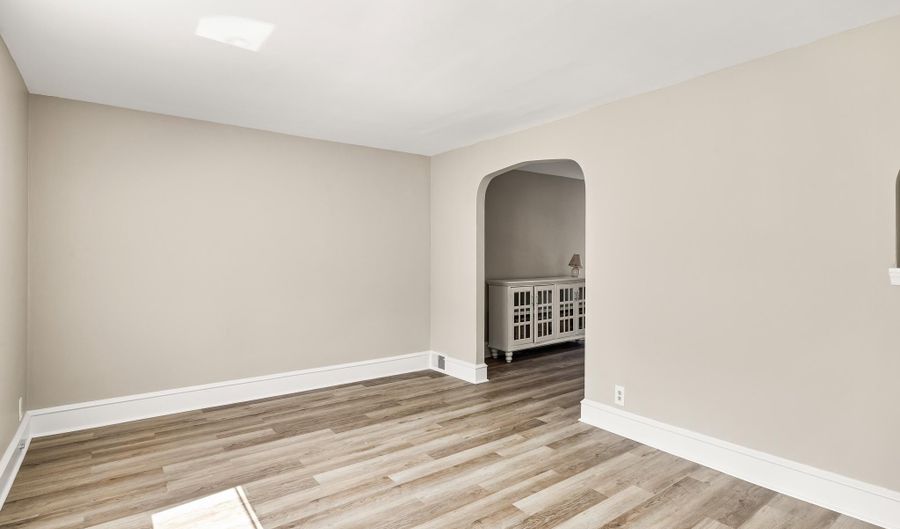 21 DOWLING Ave, Audubon, NJ 08106 - 3 Beds, 1 Bath