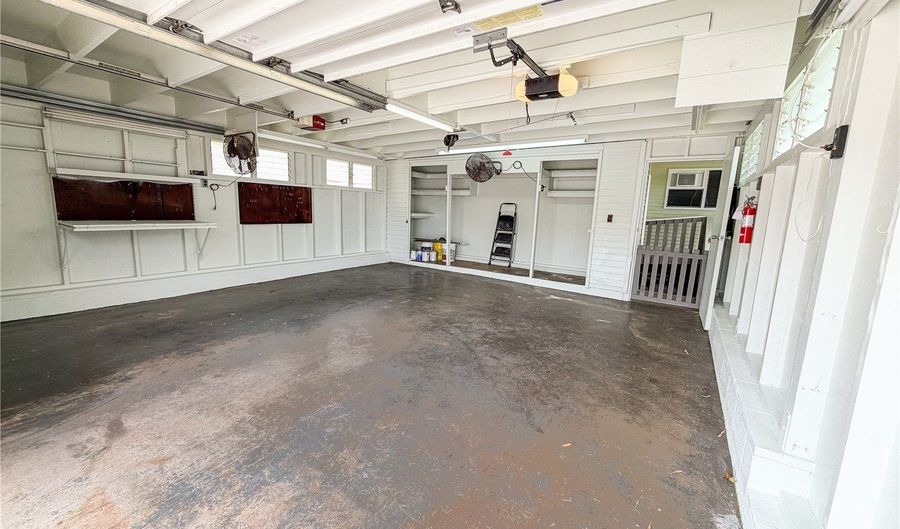 92-731 Nohopaa St, Kapolei, HI 96707 - 3 Beds, 2 Bath