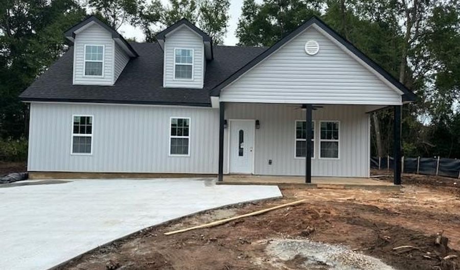 222 Edgewood Dr, Bainbridge, GA 39819 - 3 Beds, 2 Bath