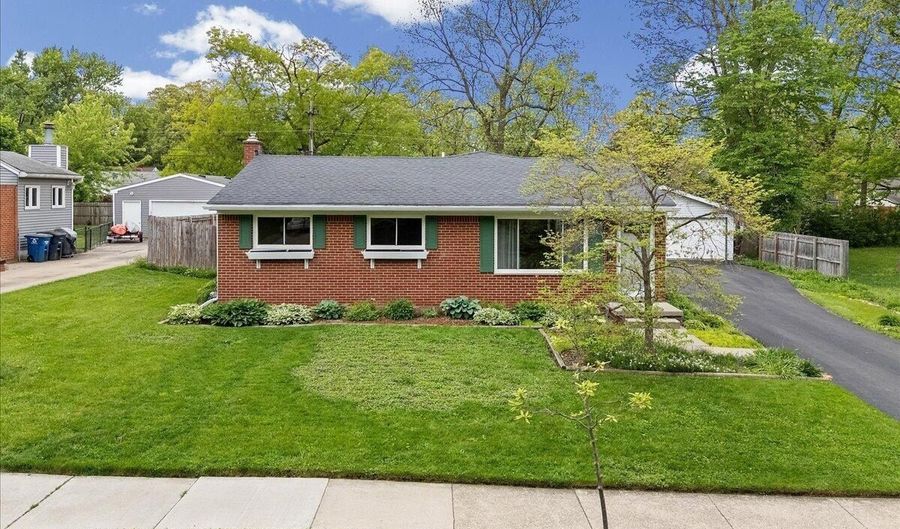 681 Archwood Dr, Ann Arbor, MI 48103 - 4 Beds, 2 Bath