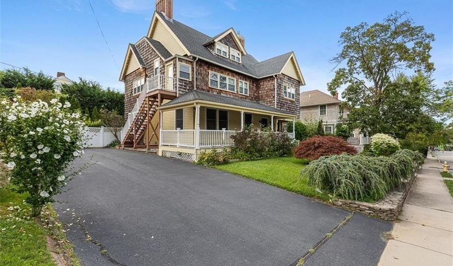 55 Hunter Ave, Newport, RI 02840 - 6 Beds, 6 Bath