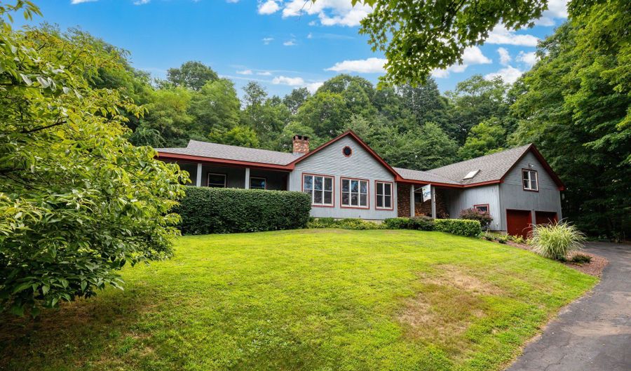 335 Toll Gate Rd, Berlin, CT 06037 - 4 Beds, 3 Bath
