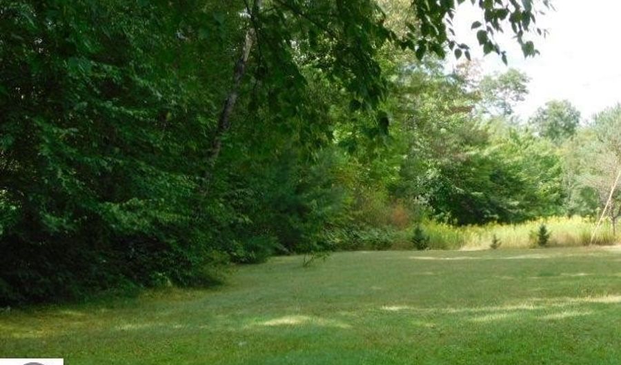 2711 Hatley Rd, Fife Lake, MI 49633 - 2 Beds, 1 Bath