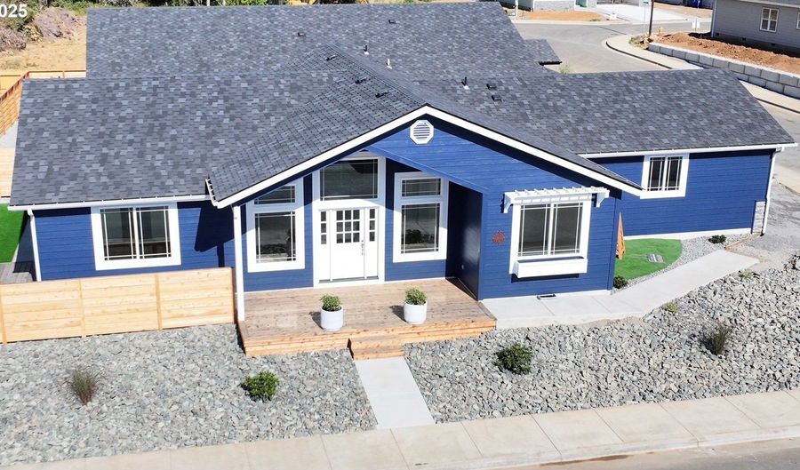 1341 NAUTICAL HEIGHTS Dr, Brookings, OR 97415 - 3 Beds, 2 Bath
