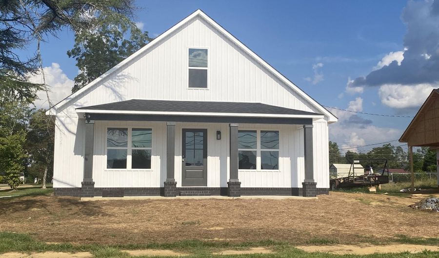304 N 9th Ave, Amory, MS 38821 - 3 Beds, 2 Bath