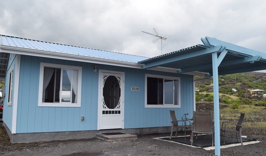 88-1582 EWALU Ave, Captain Cook, HI 96704 - 1 Beds, 1 Bath