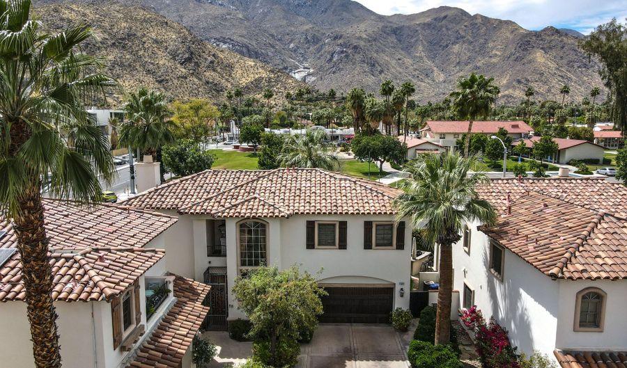 550 N Indian Canyon Dr, Palm Springs, CA 92262 - 3 Beds, 3 Bath