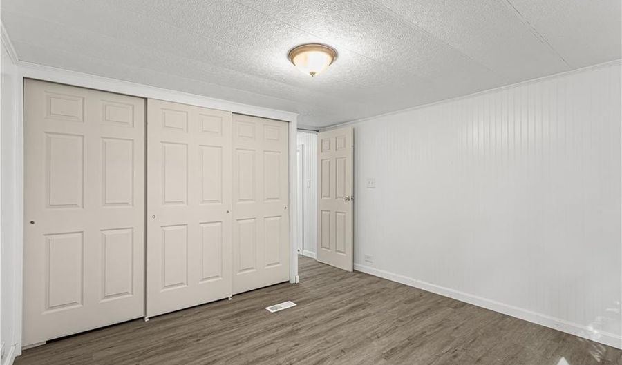 17 Park Ln, Coventry, RI 02816 - 2 Beds, 1 Bath