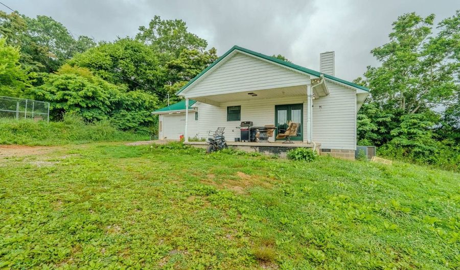 4050 Indian Ridge Rd, Blaine, TN 37709 - 2 Beds, 2 Bath