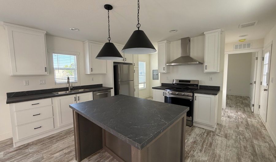 50005 Bradford Rd, Aguanga, CA 92536 - 2 Beds, 2 Bath