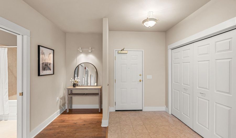 989 Golden Aspen Pl, Ashland, OR 97520 - 2 Beds, 2 Bath