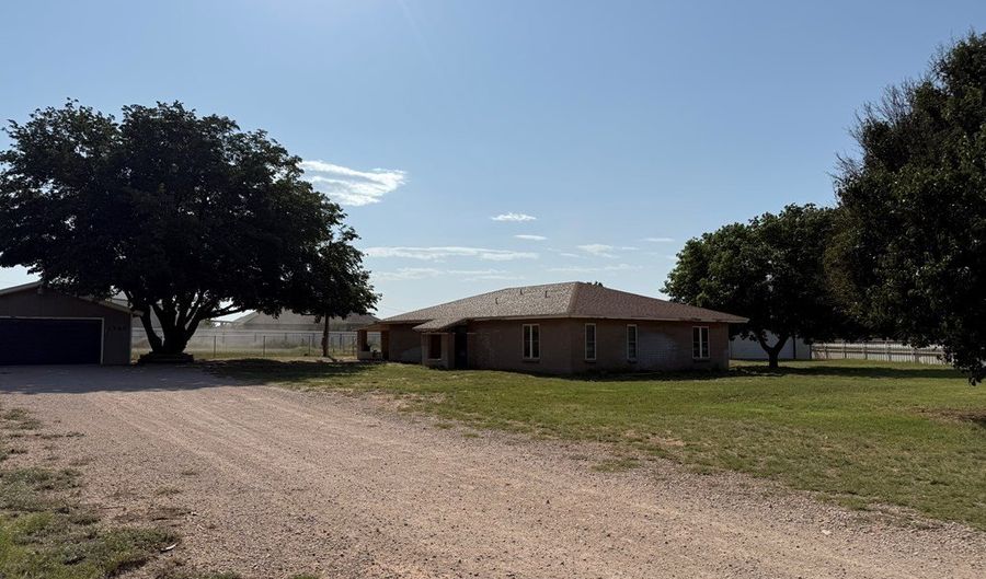 1565 NE 501, Andrews, TX 79714 - 3 Beds, 2 Bath