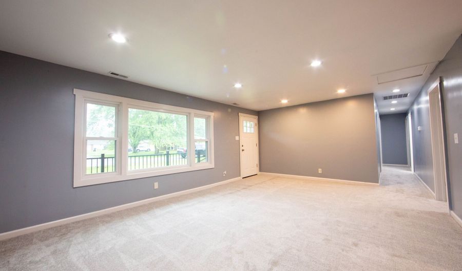 196 Park Ave, Bargersville, IN 46106 - 4 Beds, 3 Bath