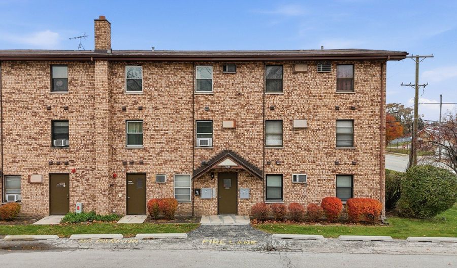 3821 W 123rd St 301, Alsip, IL 60803 - 2 Beds, 1 Bath