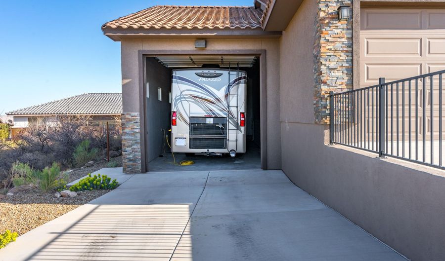 661 SHADOW CANYON Dr, Clarkdale, AZ 86324 - 2 Beds, 2 Bath