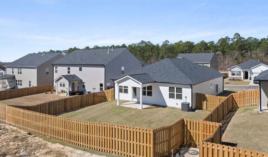 607 Lytham Dr, Aiken, SC 29801 - 3 Beds, 2 Bath