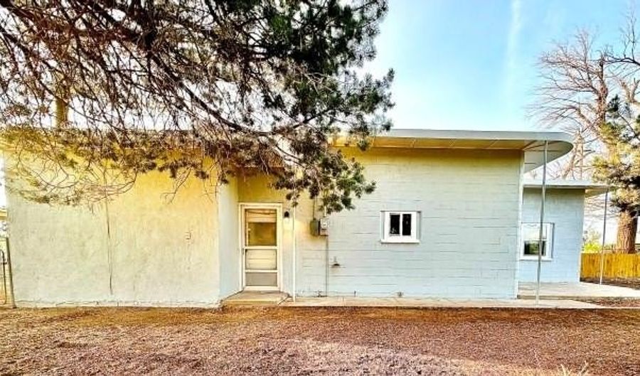 1406 N 7th St, Alpine, TX 79830 - 2 Beds, 1 Bath