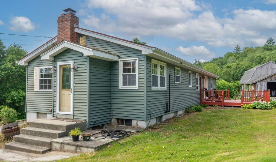 107 N Society Rd, Canterbury, CT 06331 - 3 Beds, 3 Bath