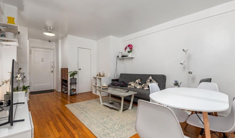 65-15 38th Ave 3D, Woodside, NY 11377 - 2 Beds, 1 Bath