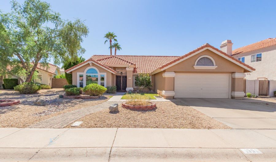 1551 W IRONWOOD Dr, Chandler, AZ 85224 - 4 Beds, 2 Bath