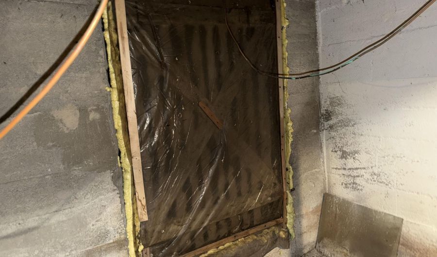 458 Birch St, Bangor, ME 04401 - 3 Beds, 0 Bath