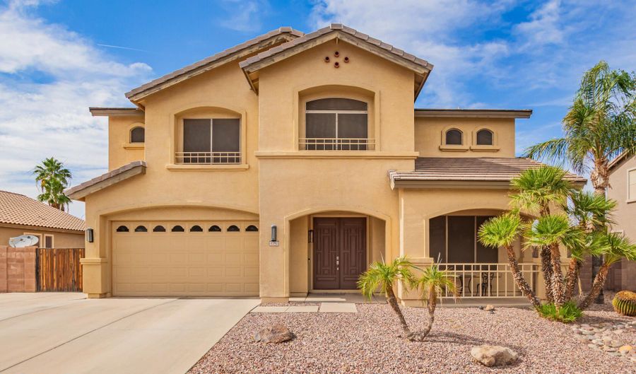 1792 E POWELL Way, Chandler, AZ 85249 - 5 Beds, 3 Bath