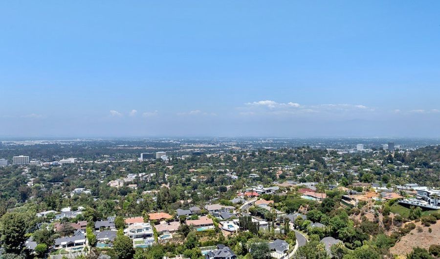 3843 Hayvenhurst Ave, Encino, CA 91436 - 4 Beds, 4 Bath